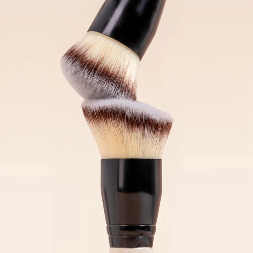BPerfect Cosmetics Mini Cheek & Contour Brush - Image 2