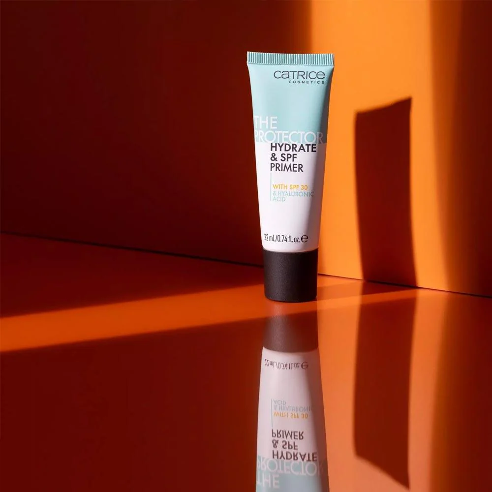 Catrice The Protector Hydrate & SPF Primer - Image 4