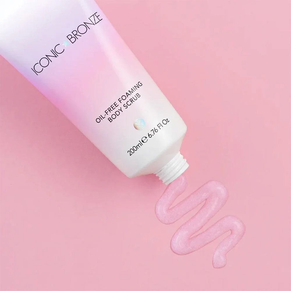 Iconic Bronze Oil-Free Foaming Body Scrub 200ml - Image 2