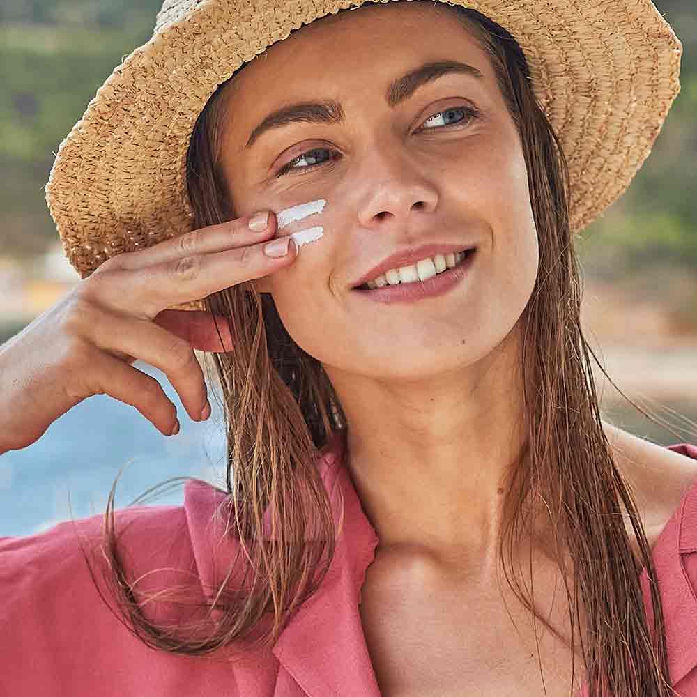 Isdin FotoUltra Active Unify Fusion Fluid SPF50+ 50ml - Image 2