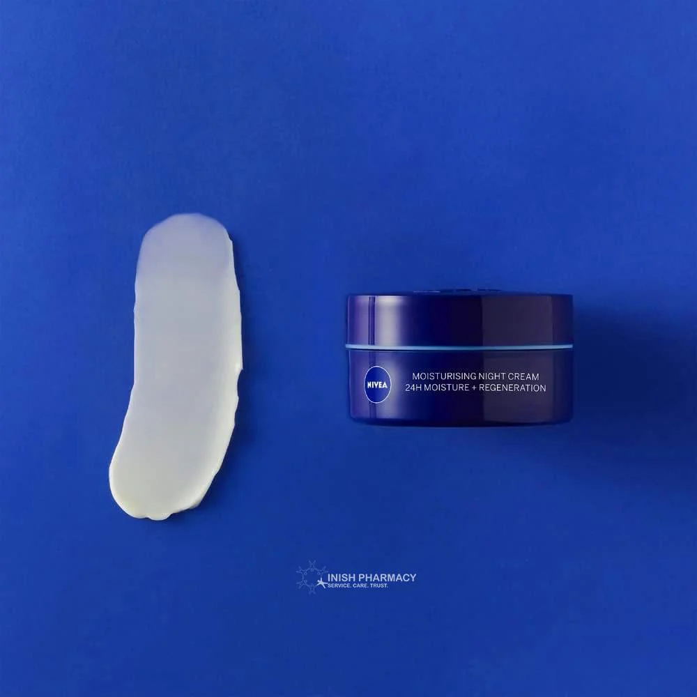 Nivea Moisturising Regenerating Night Cream 50ml - Image 3