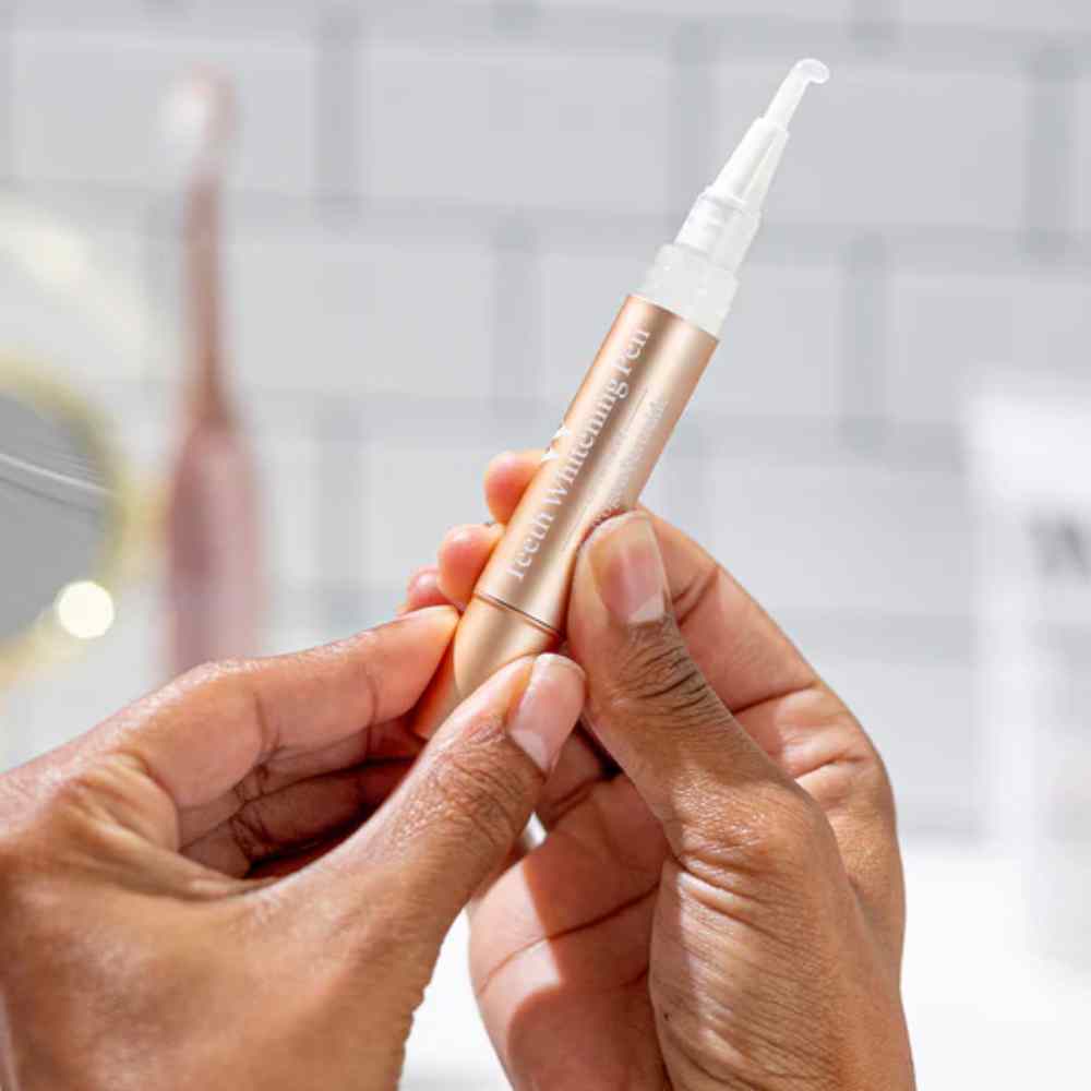Spotlight Oral Care Deluxe Teeth Whitening Pen - Image 2