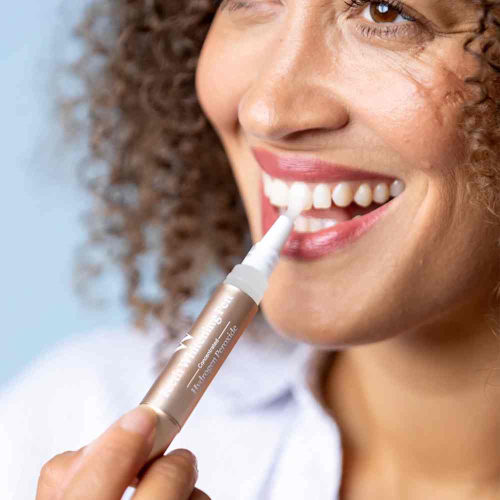 Spotlight Oral Care Deluxe Teeth Whitening Pen - Image 4