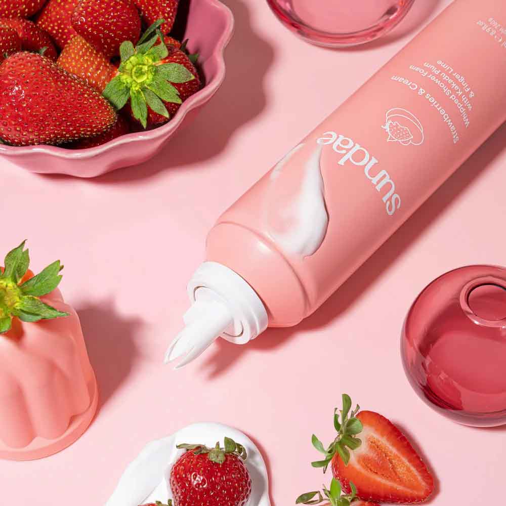 Sundae Whipped Shower Foam Strawberries and Cream 265ml - Image 3
